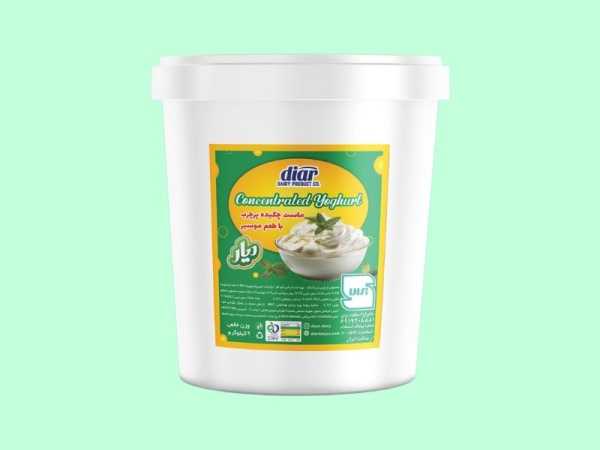 ماست چکیده موسیر ۹۰۰۰ گرم دیار